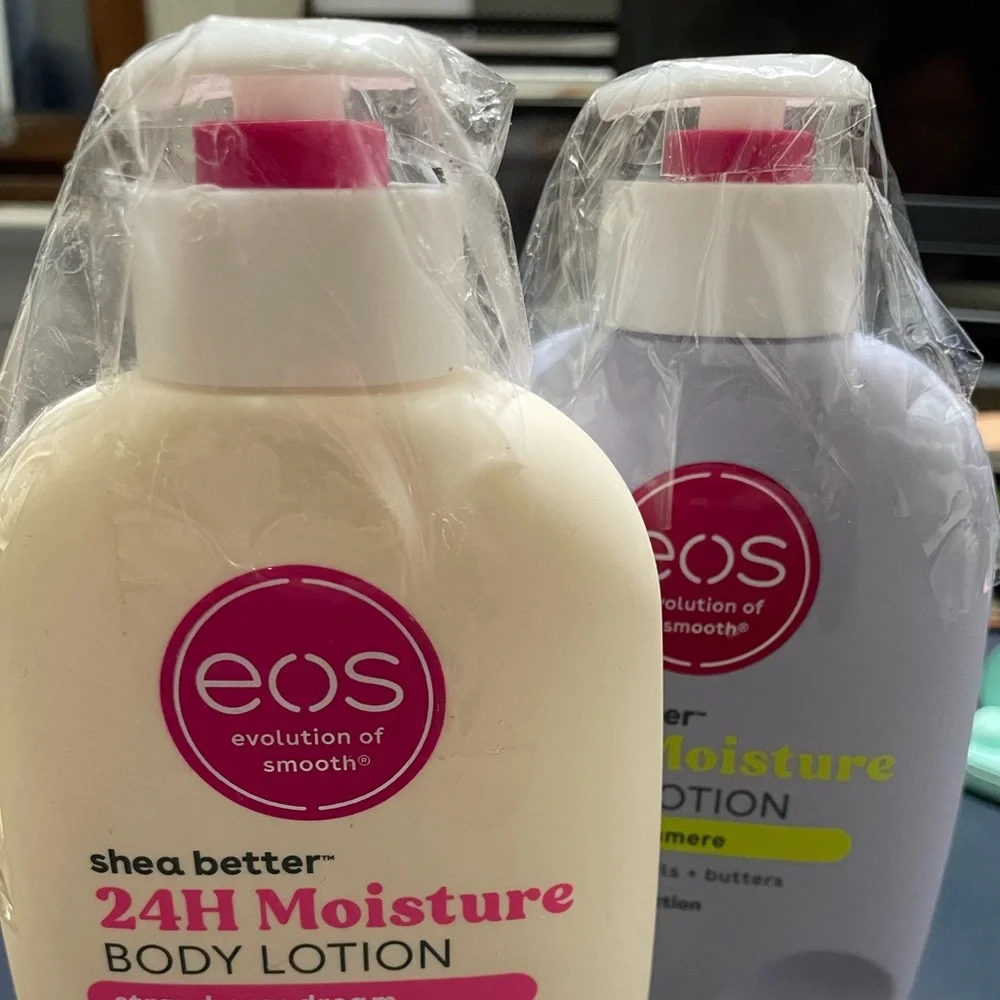 EOS Shea Butter 24H Moisture Body Lotion Vanilla Cashmere AND Strawberry Dream